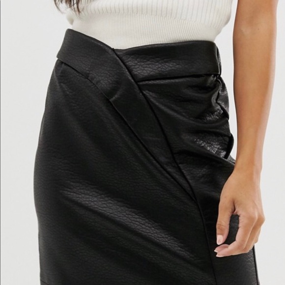 ASOS leather look tulip mini skirt - Picture 3 of 3